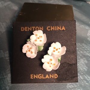pair of Denton fine China England poppy earrings